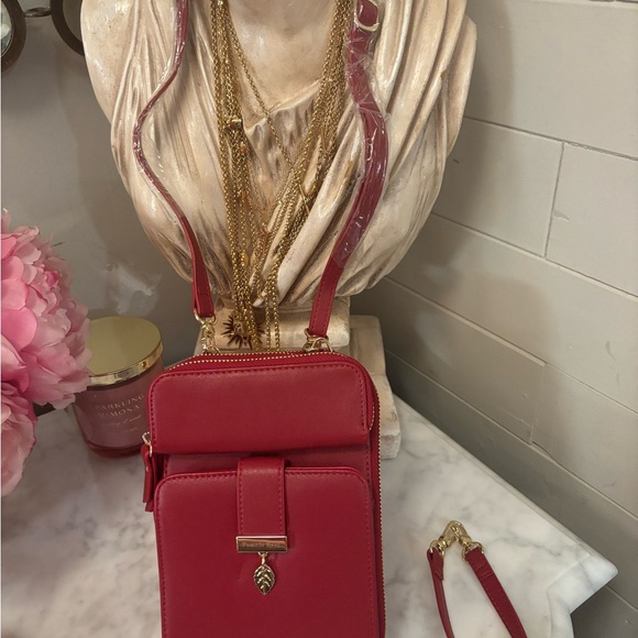 Low start Chic and Sporty POMELO Red Convertible Crossbody clutch Wristlet - Picture 8 of 11